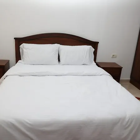 Apartment Maison De Tirana