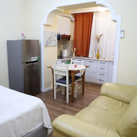 Apartamento Maison De Tirana