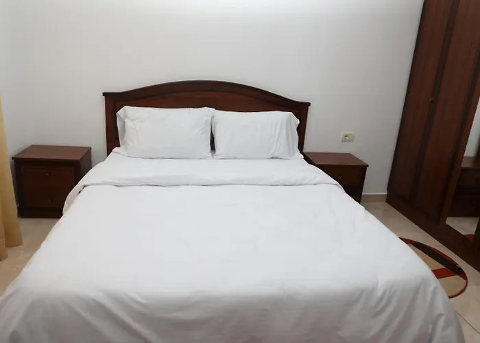 Lejlighed Maison De Tirana